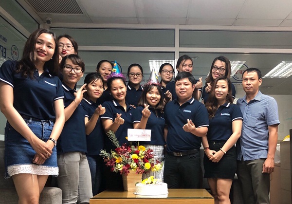 EFY Việt Nam tổ chức sinh nhật tháng 7 cho nhân viên VP Miền Nam
